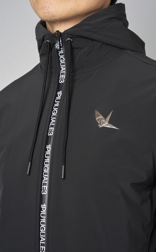 ジップアップパーカー