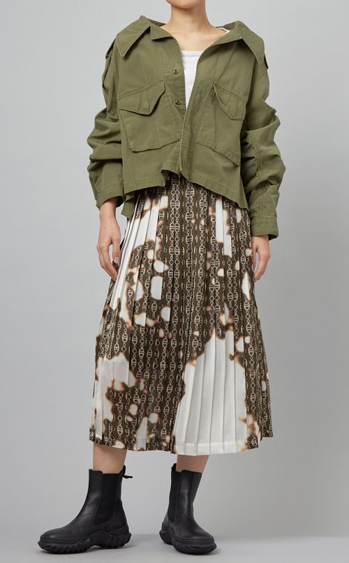 チェーンプリントプリーツスカート